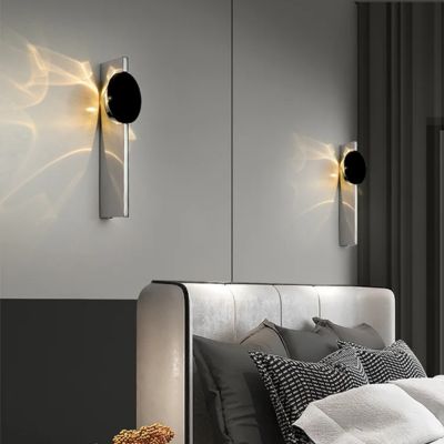 Applique murale chrome noir mat ondulations aurores boréales chambre