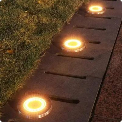 Eclairage exterieur solaire lumière chaude 20 LED 