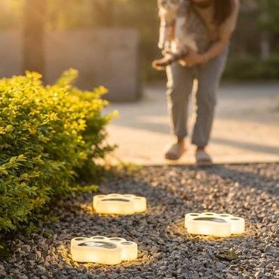 Eclairage solaire exterieur traces mystérieuses LED pour délimiter et sécuriser les passages extérieurs