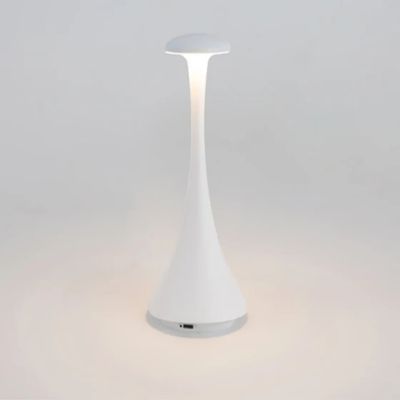 lampe champignon design blanche sur fond neutre
