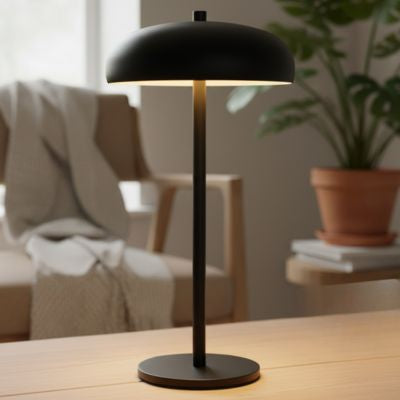lampe champignon design noire allumée salon ambiance nordique plante monstera