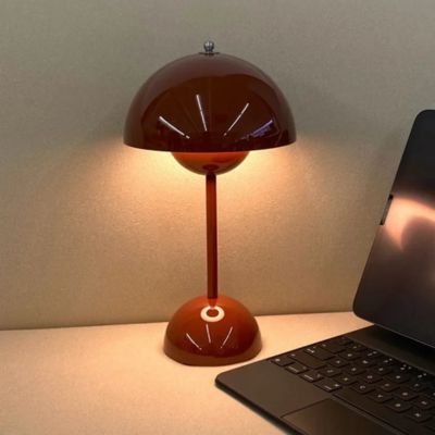 lampe champignon rouge vintactile rechargeable LED couleurs variées design minimaliste