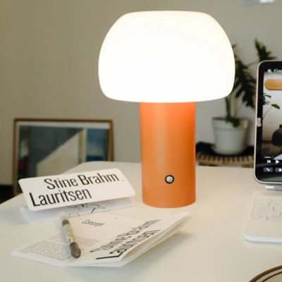 Lampe champignon orange abat-jour blanc sans fil rechargeable posée-petite table avec papier stylo