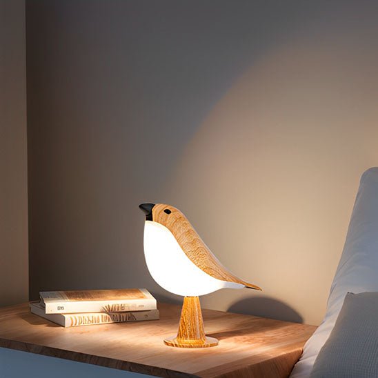 Lampe de chevet tactile LED dimmable rechargeable oiseau apaisant avec diffuseur huile essentielle oiseau sur table de chevet et 2 livres